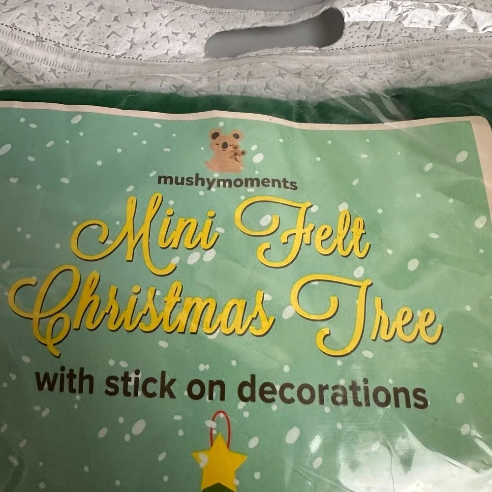 Mushymoments Mini Felt Christmas Tree with Stick On Decorations Wall Hanging Kit